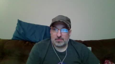 Snapshot of moondrake26 chatting on 12-25-24, 05:16 moondrake26 online show from 12-25-24, 05:16