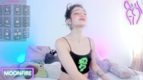 Snapshot of moonfiredance chatting on 12-07-24, 05:42 Nicky  online show from 12-07-24, 05:42