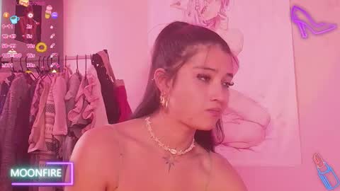 Snapshot of moonfiredance chatting on 10-29-25, 07:48 Nicky  online show from 10-29-25, 07:48