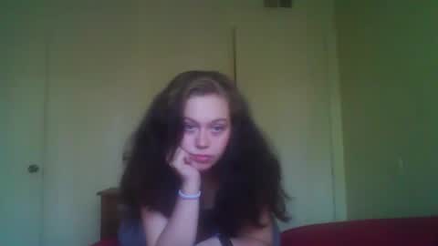 Snapshot of moongoddess16 chatting on 12-11-24, 06:20 Anastasia online show from 12-11-24, 06:20