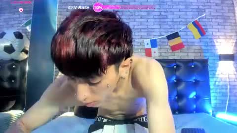 MoonKissedBoy online show from 07-14-26, 05:07
