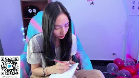 MOON  online show from 02-12-25, 03:40