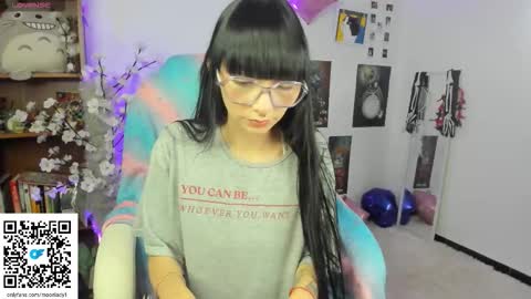 MOON  online show from 11-07-25, 10:43