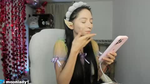 MOON  online show from 06-05-26, 11:32