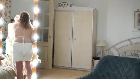 Jane online show from 04-27-26, 03:48