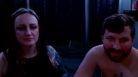 Snapshot of moonlightbeastcple chatting on 12-27-24, 02:47 moonlightbeastcple online show from 12-27-24, 02:47