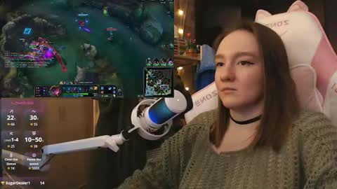 Snapshot of moonlish_siren chatting on 03-07-26, 04:15 Katrin online show from 03-07-26, 04:15