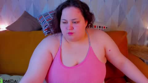 Adele online show from 04-25-26, 01:30