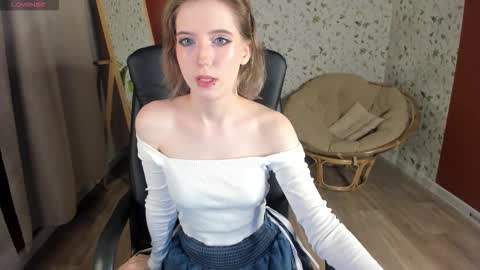 Snapshot of moonlitasuna chatting on 11-09-25, 01:31 Asuna online show from 11-09-25, 01:31