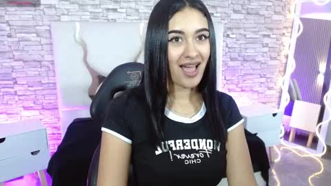 Moon  online show from 11-07-25, 03:39