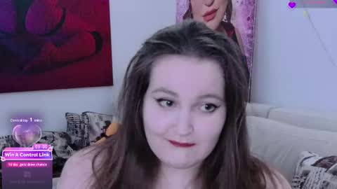 Snapshot of moonshinelady chatting on 03-06-26, 10:39 Kate online show from 03-06-26, 10:39