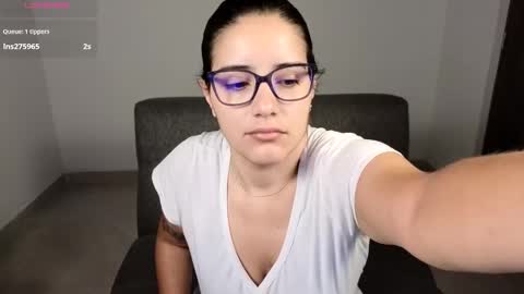 Moon Woman online show from 09-10-25, 08:14