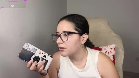 Moon Woman online show from 12-22-25, 04:42