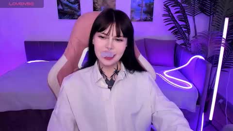 Morana online show from 10-14-25, 02:01