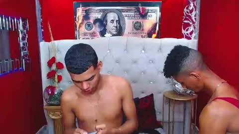 Snapshot of morenoblack23cm chatting on 12-13-24, 03:05 duohot23 online show from 12-13-24, 03:05