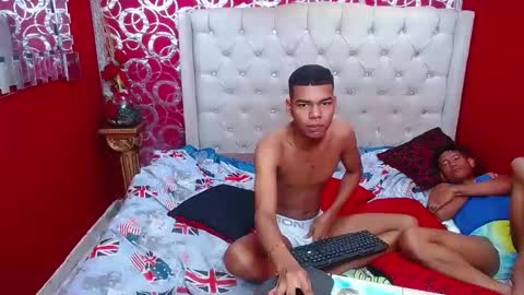 Snapshot of morenoblack23cm chatting on 01-22-25, 02:04 duohot23 online show from 01-22-25, 02:04