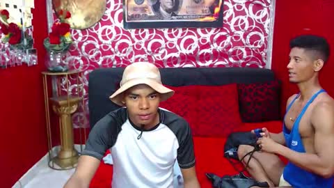 Snapshot of morenoblack23cm chatting on 10-06-25, 07:22 duohot23 online show from 10-06-25, 07:22