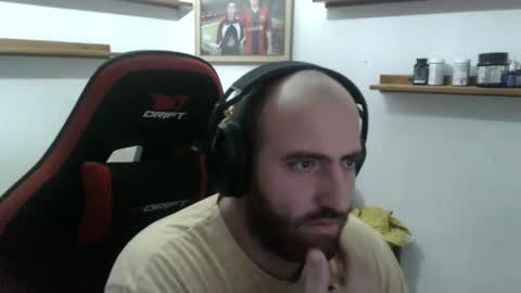 Snapshot of morenoch19 chatting on 09-27-25, 08:58 alejo online show from 09-27-25, 08:58