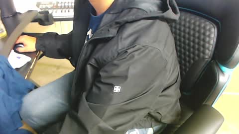 Snapshot of moreofthis chatting on 01-13-25, 04:18 Didier online show from 01-13-25, 04:18