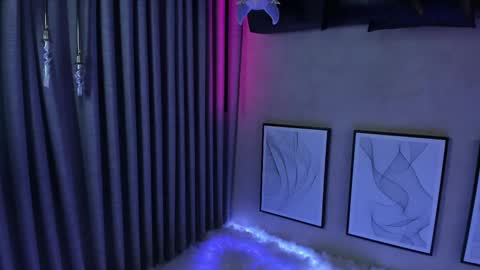 Snapshot of morgan_hill_ chatting on 10-02-25, 11:50 Morgan online show from 10-02-25, 11:50