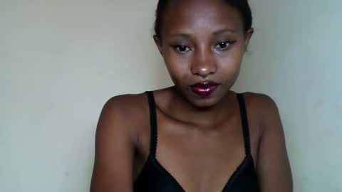 Snapshot of morgane_69 chatting on 05-19-26, 07:04 morgane_69 online show from 05-19-26, 07:04