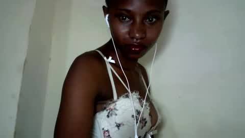 Snapshot of morgane_69 chatting on 06-04-26, 08:15 morgane_69 online show from 06-04-26, 08:15