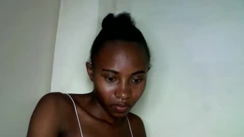 Snapshot of morgane_69 chatting on 06-09-26, 05:57 morgane_69 online show from 06-09-26, 05:57