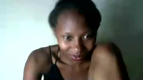 Snapshot of morgane_69 chatting on 06-23-26, 06:17 morgane_69 online show from 06-23-26, 06:17
