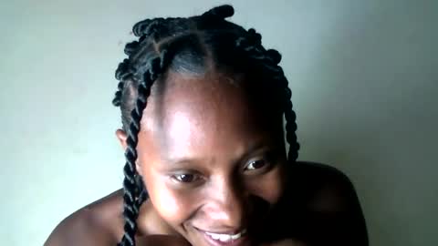 Snapshot of morgane_69 chatting on 06-24-26, 10:09 morgane_69 online show from 06-24-26, 10:09