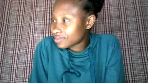 Snapshot of morgane_69 chatting on 06-30-26, 04:13 morgane_69 online show from 06-30-26, 04:13