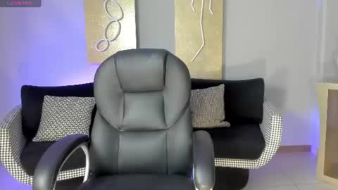 Snapshot of morganhicks chatting on 07-11-26, 12:19 Morgan Hicks online show from 07-11-26, 12:19