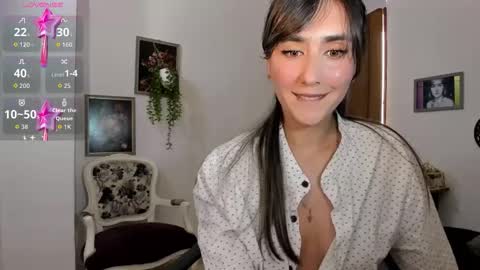 Moriah online show from 10-21-25, 07:03