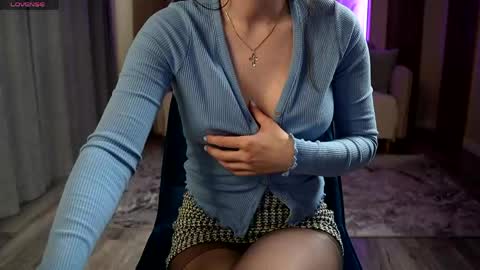 Snapshot of morkov_ka chatting on 05-18-26, 09:15 Anna online show from 05-18-26, 09:15