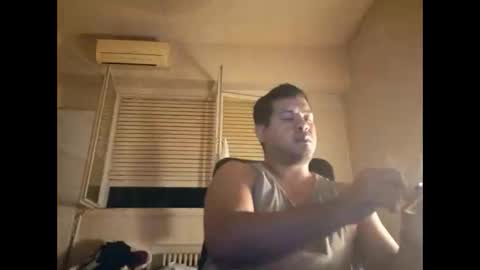 Snapshot of morocho777 chatting on 12-13-24, 05:16 Bruno online show from 12-13-24, 05:16