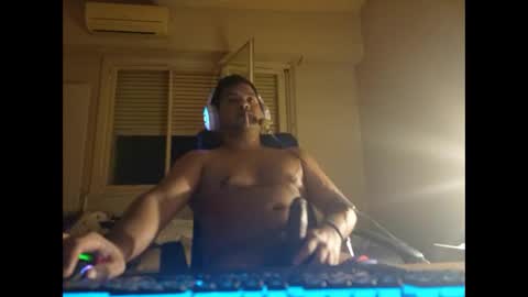 Snapshot of morocho777 chatting on 02-11-25, 05:05 Bruno online show from 02-11-25, 05:05