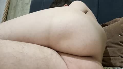 Snapshot of morozoffas20sm chatting on 10-30-25, 06:41 Krasavchik online show from 10-30-25, 06:41