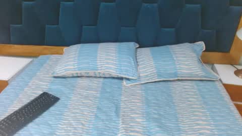 morrigan_luxus online show from 02-20-25, 01:51