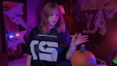 morvelyn online show from 10-26-25, 05:30