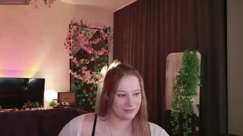 Snapshot of morvelyn chatting on 05-13-26, 11:00 morvelyn online show from 05-13-26, 11:00