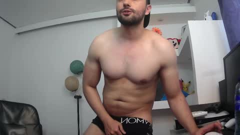 Snapshot of moscow2720 chatting on 05-30-26, 04:15 Moscow online show from 05-30-26, 04:15