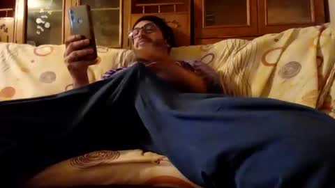 Snapshot of mospeleu chatting on 12-09-24, 09:17 Nomadu online show from 12-09-24, 09:17