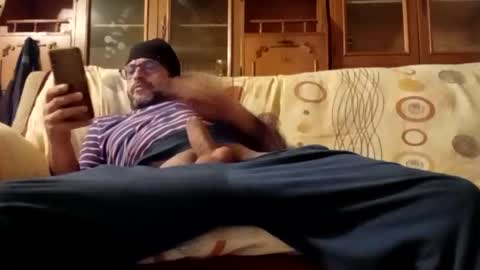 Snapshot of mospeleu chatting on 01-02-25, 07:51 Nomadu online show from 01-02-25, 07:51