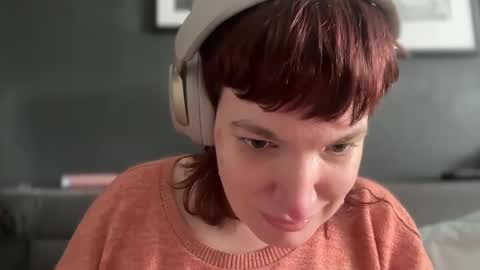 Mossy Mommy online show from 02-16-25, 04:42