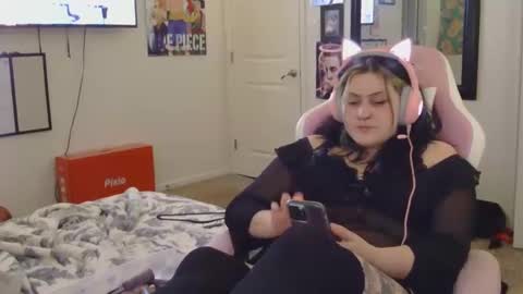 Snapshot of mothersicarius chatting on 02-02-25, 05:53 sicarius online show from 02-02-25, 05:53