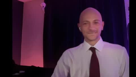 mount_vesuvius online show from 04-18-26, 07:07