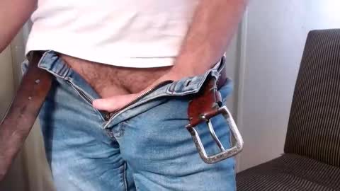 Snapshot of mountainmanny chatting on 01-05-25, 02:30 Manny online show from 01-05-25, 02:30