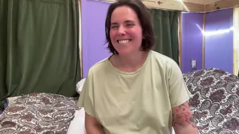 Snapshot of moussemagoo chatting on 02-13-26, 06:15 MousseMagoo online show from 02-13-26, 06:15