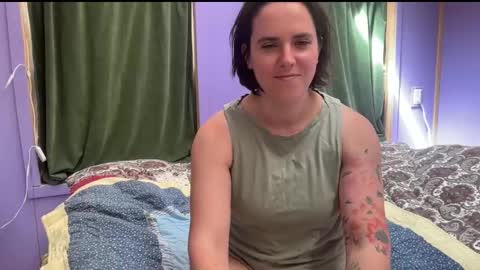 Snapshot of moussemagoo chatting on 03-20-26, 05:18 MousseMagoo online show from 03-20-26, 05:18
