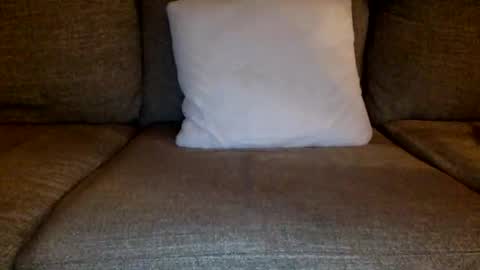 mouthmilker online show from 12-17-25, 08:53