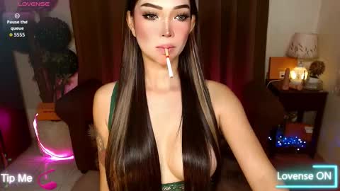 mouthwatering_ayesha online show from 10-27-25, 07:34